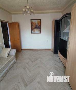 3-к квартира, вторичка, 56м2, 2/2 этаж