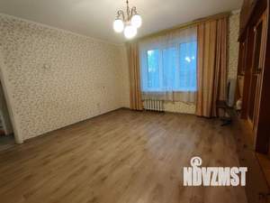 2-к квартира, вторичка, 52м2, 1/5 этаж