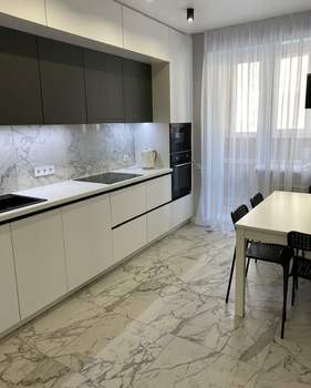 3-к квартира, вторичка, 90м2, 1/16 этаж