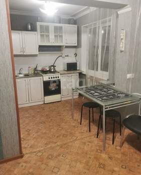 4-к квартира, вторичка, 59м2, 5/5 этаж