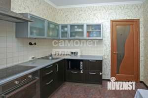 2-к квартира, вторичка, 66м2, 1/9 этаж