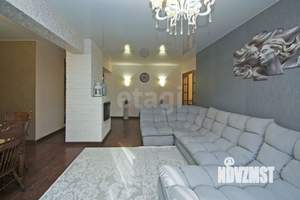 2-к квартира, вторичка, 90м2, 5/5 этаж