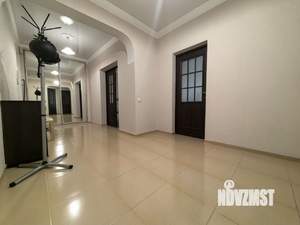 2-к квартира, вторичка, 72м2, 1/3 этаж