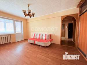 4-к квартира, вторичка, 59м2, 5/5 этаж