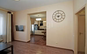 2-к квартира, вторичка, 76м2, 7/8 этаж