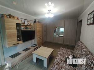 4-к квартира, вторичка, 61м2, 3/5 этаж