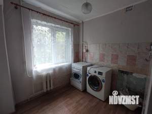 2-к квартира, вторичка, 42м2, 3/5 этаж