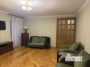4-к квартира, вторичка, 104м2, 2/5 этаж
