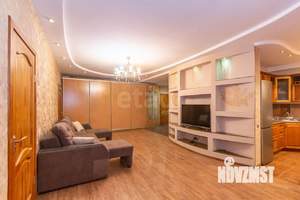 3-к квартира, вторичка, 82м2, 2/2 этаж