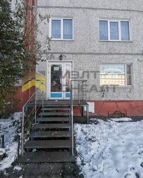 3-к квартира, вторичка, 64м2, 1/9 этаж