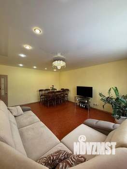 4-к квартира, вторичка, 130м2, 7/14 этаж