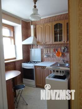 2-к квартира, вторичка, 42м2, 4/5 этаж