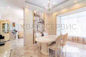 2-к квартира, вторичка, 103м2, 3/5 этаж