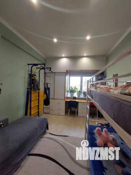 2-к квартира, вторичка, 58м2, 1/1 этаж