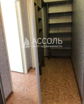 Студия квартира, вторичка, 33м2, 10/10 этаж