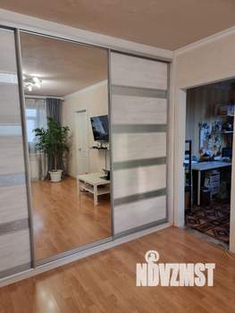 4-к квартира, вторичка, 64м2, 9/9 этаж
