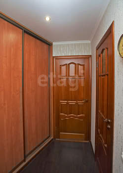 2-к квартира, вторичка, 50м2, 5/5 этаж