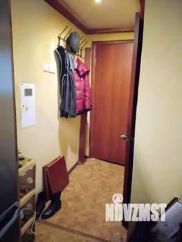 2-к квартира, вторичка, 43м2, 1/4 этаж