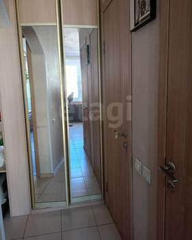 4-к квартира, вторичка, 60м2, 8/9 этаж