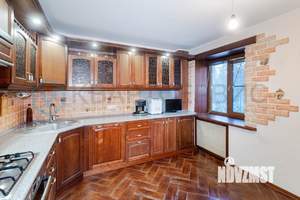 4-к квартира, вторичка, 112м2, 2/5 этаж