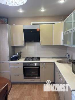 2-к квартира, вторичка, 61м2, 8/10 этаж