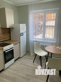 1-к квартира, вторичка, 42м2, 1/10 этаж