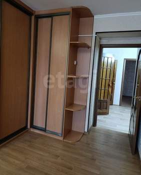 3-к квартира, вторичка, 69м2, 1/6 этаж