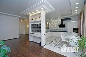 3-к квартира, вторичка, 120м2, 1/6 этаж