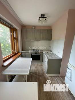 3-к квартира, вторичка, 63м2, 3/5 этаж