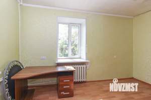 3-к квартира, вторичка, 63м2, 2/2 этаж