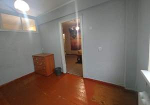 2-к квартира, вторичка, 45м2, 1/5 этаж