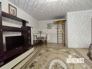 2-к квартира, вторичка, 63м2, 1/10 этаж