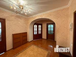 3-к квартира, вторичка, 113м2, 4/9 этаж