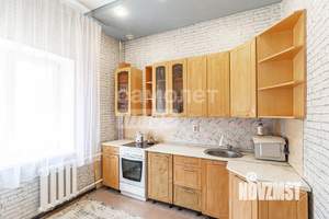 2-к квартира, вторичка, 58м2, 1/6 этаж