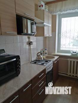 3-к квартира, вторичка, 54м2, 1/2 этаж