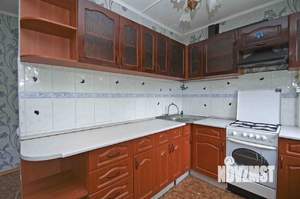 3-к квартира, вторичка, 58м2, 3/5 этаж