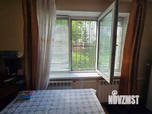 Студия квартира, вторичка, 30м2, 1/5 этаж