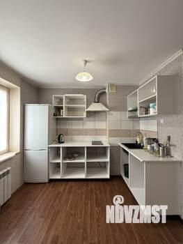 Студия квартира, вторичка, 33м2, 1/10 этаж