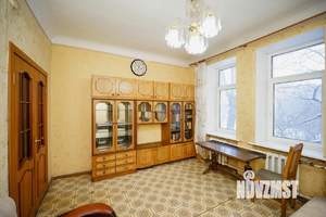 3-к квартира, вторичка, 65м2, 2/5 этаж