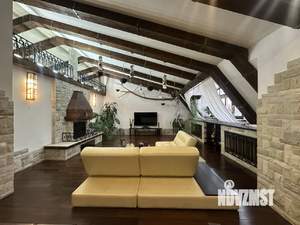 3-к квартира, вторичка, 131м2, 7/7 этаж