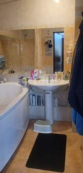 2-к квартира, вторичка, 61м2, 6/9 этаж