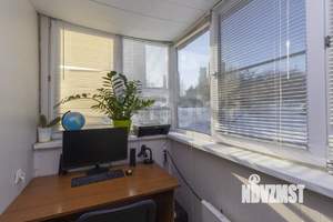 2-к квартира, вторичка, 58м2, 1/18 этаж