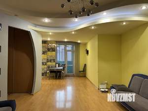 4-к квартира, вторичка, 123м2, 1/9 этаж