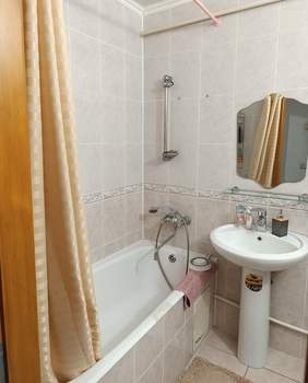 2-к квартира, вторичка, 44м2, 1/5 этаж