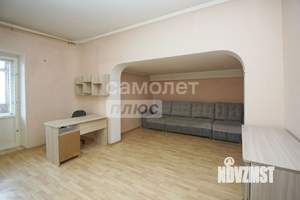 4-к квартира, вторичка, 119м2, 10/10 этаж