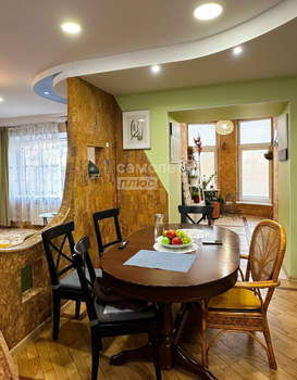 4-к квартира, вторичка, 136м2, 2/7 этаж