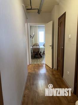 2-к квартира, вторичка, 56м2, 1/9 этаж