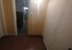 2-к квартира, вторичка, 45м2, 1/5 этаж