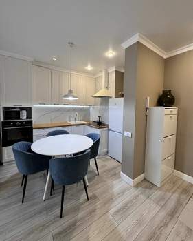 2-к квартира, вторичка, 57м2, 8/19 этаж