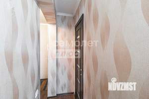 2-к квартира, вторичка, 42м2, 1/5 этаж